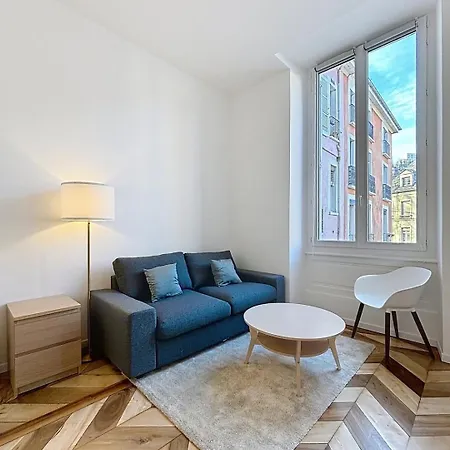 Gordes Centre-historique Telepherique Grenoble