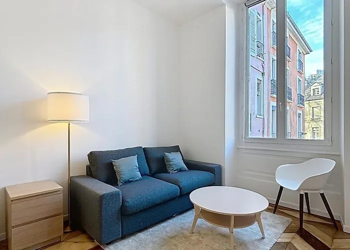 Gordes Centre-historique Téléphérique Grenoble